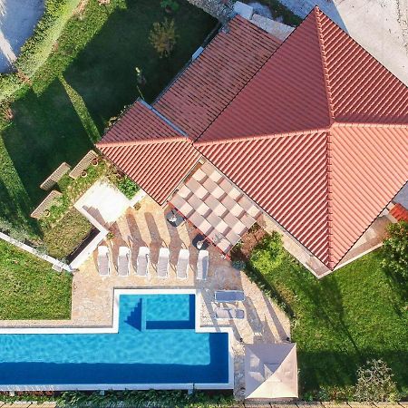 Villa Mater - Luxuriously Equipped Villa With A 15M Long Swimming Pool Žrnovnica Exteriör bild