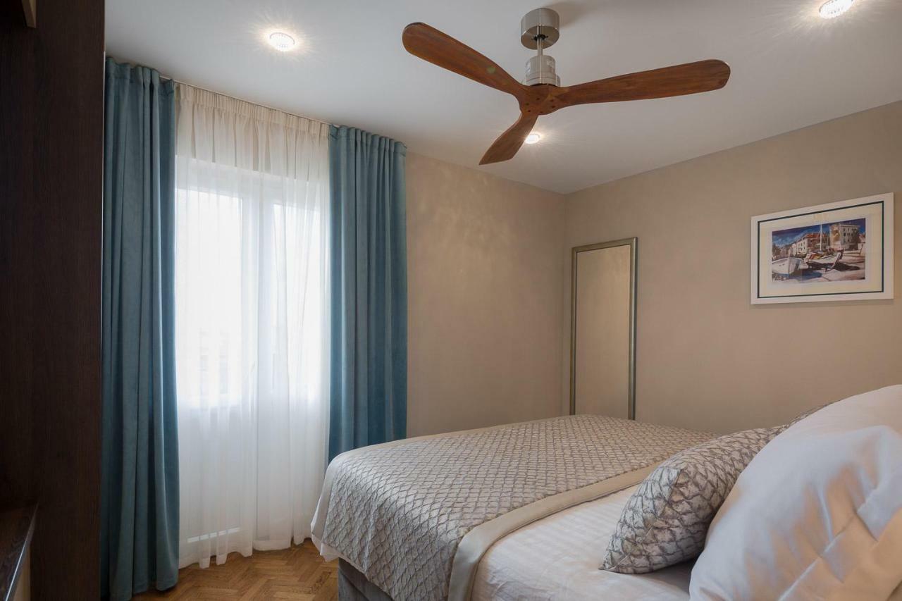 Villa Mater - Luxuriously Equipped Villa With A 15M Long Swimming Pool Žrnovnica Exteriör bild